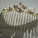Glass Pearl Comb with White Flowers  £12